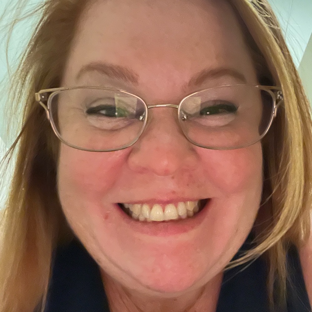 Meet your Posher, Stefanie